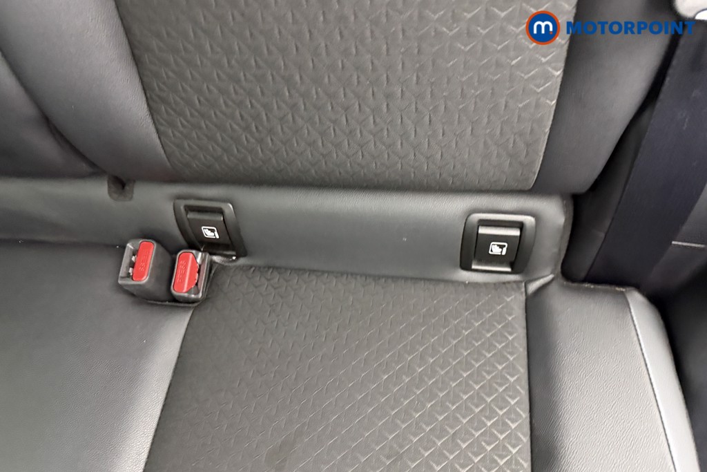 Nissan Juke N-Connecta Automatic Petrol SUV - Stock Number (1572647) - 24th supplementary image