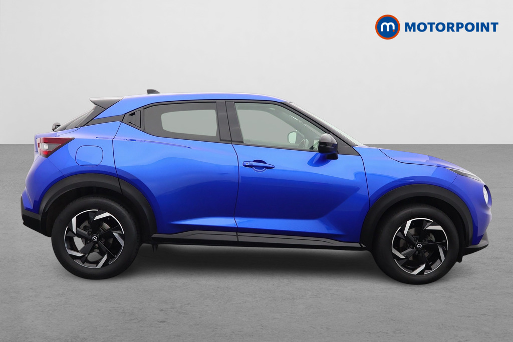Nissan Juke N-Connecta Automatic Petrol SUV - Stock Number (1572647) - Drivers side