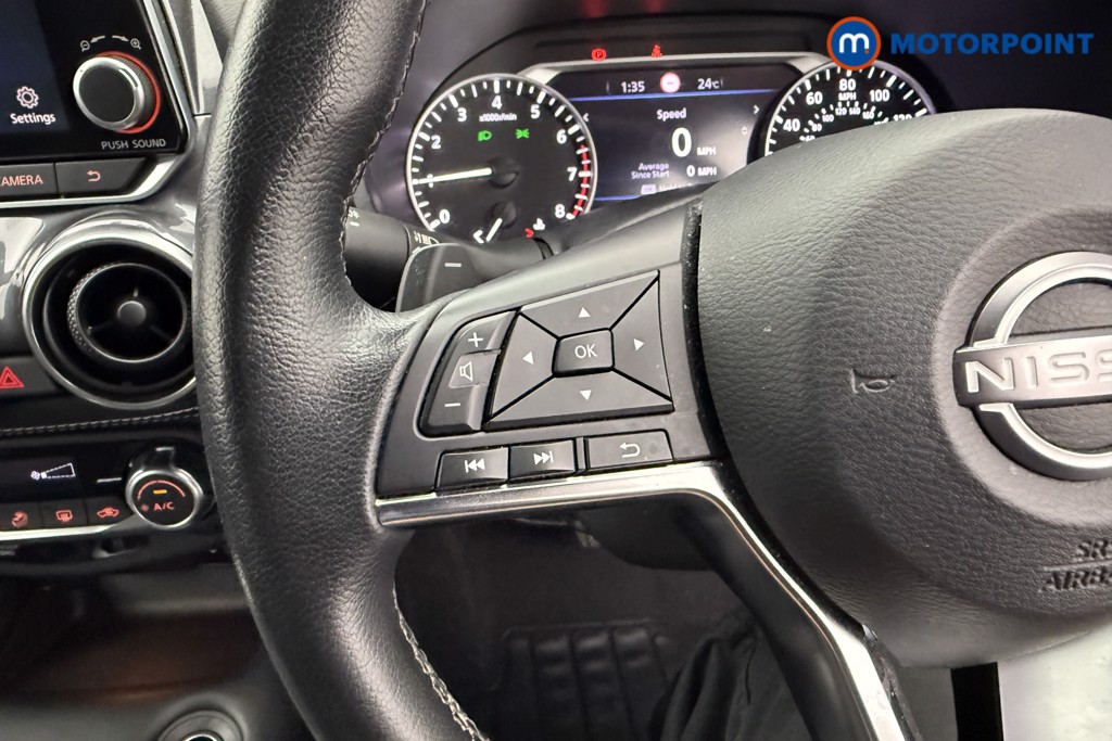 Nissan Juke N-Connecta Automatic Petrol SUV - Stock Number (1572653) - 13th supplementary image