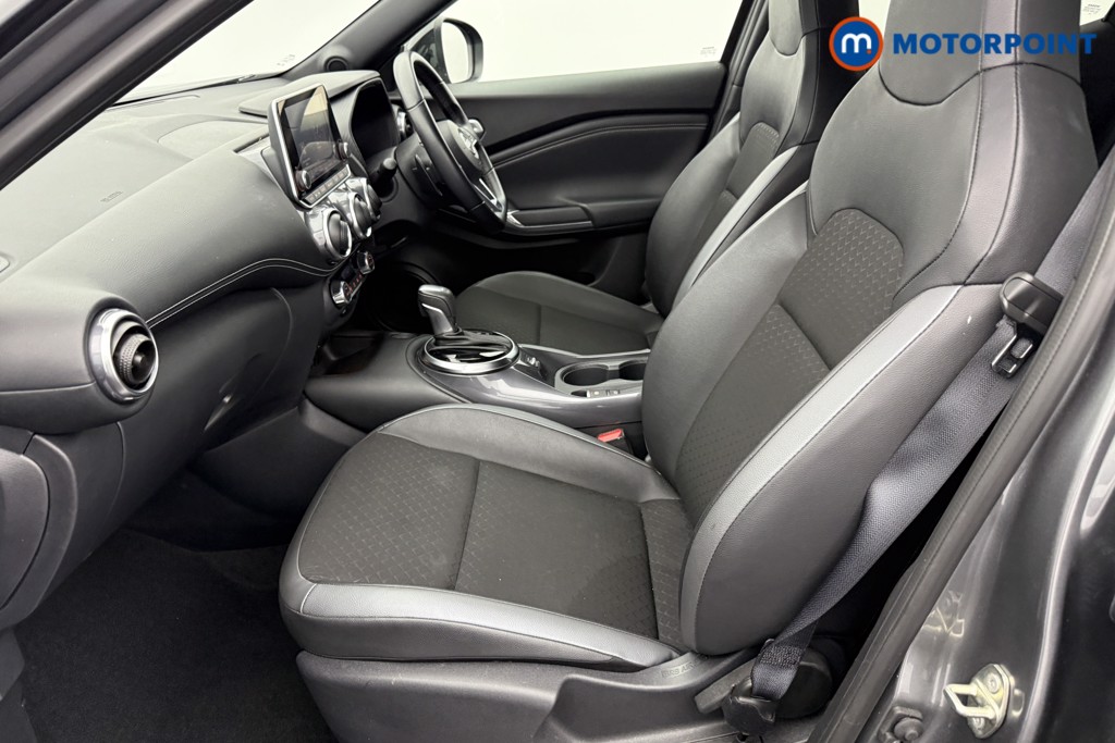 Nissan Juke N-Connecta Automatic Petrol SUV - Stock Number (1572653) - 22nd supplementary image