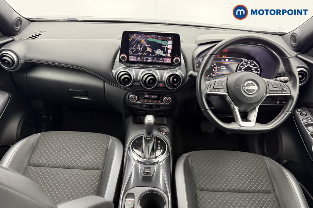 Nissan Juke N-Connecta Automatic Petrol SUV - Stock Number (1572653) - 1st supplementary image