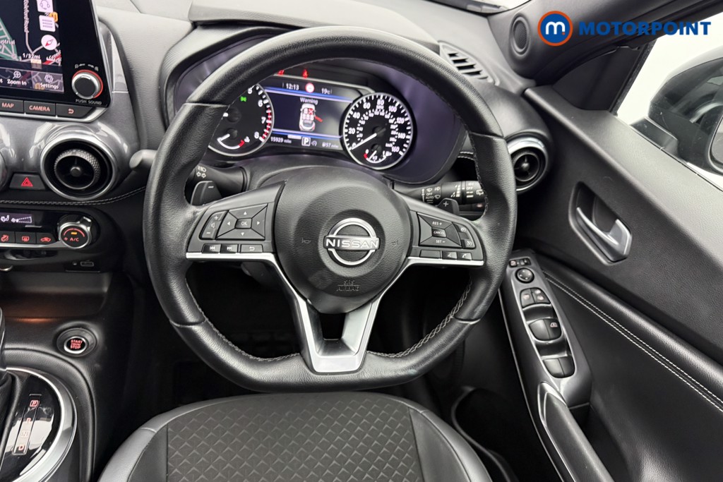 Nissan Juke N-Connecta Automatic Petrol SUV - Stock Number (1572660) - 3rd supplementary image