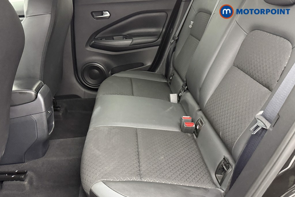Nissan Juke N-Connecta Automatic Petrol SUV - Stock Number (1572660) - 23rd supplementary image