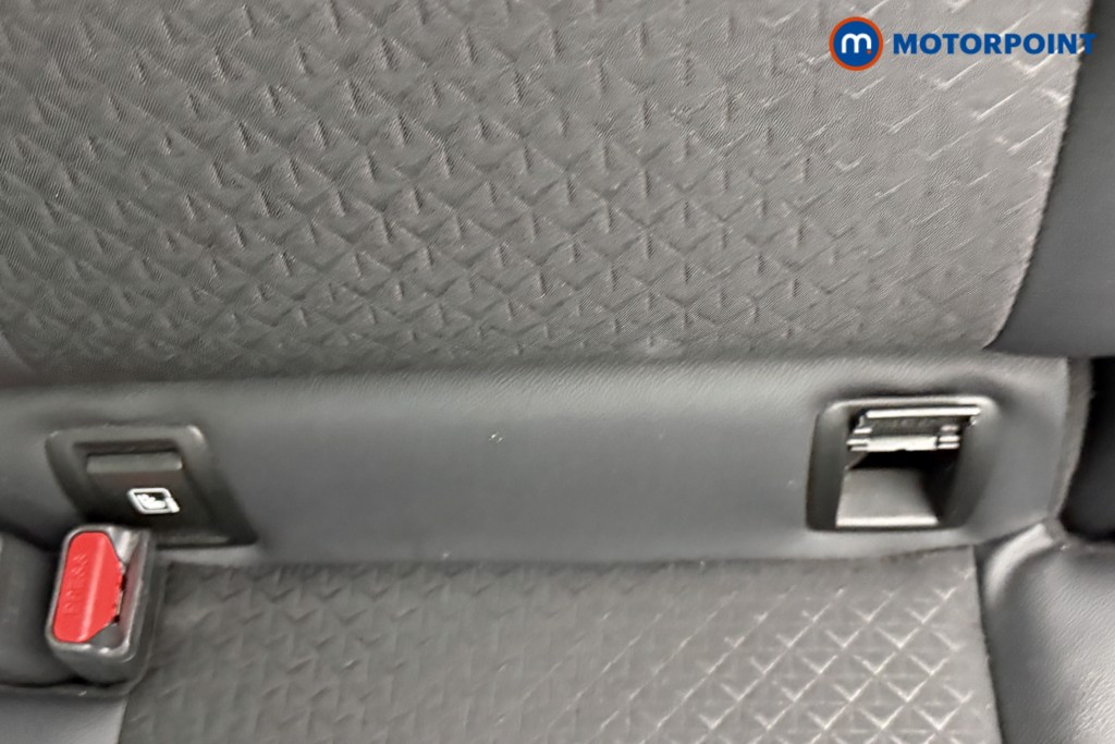 Nissan Juke N-Connecta Automatic Petrol SUV - Stock Number (1572660) - 24th supplementary image