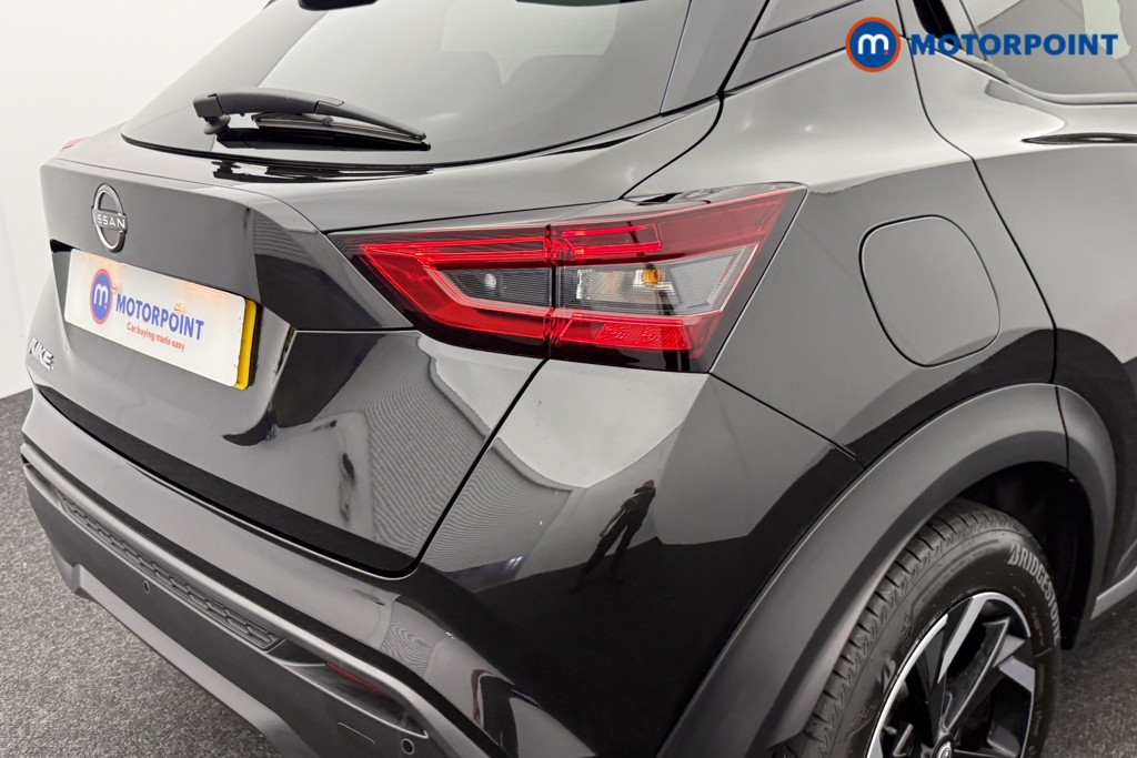 Nissan Juke N-Connecta Automatic Petrol SUV - Stock Number (1572660) - 26th supplementary image