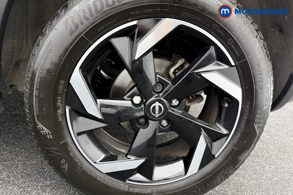 Nissan Juke N-Connecta Automatic Petrol SUV - Stock Number (1572660) - 30th supplementary image