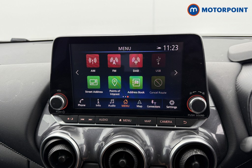 Nissan Juke N-Connecta Automatic Petrol SUV - Stock Number (1572663) - 9th supplementary image
