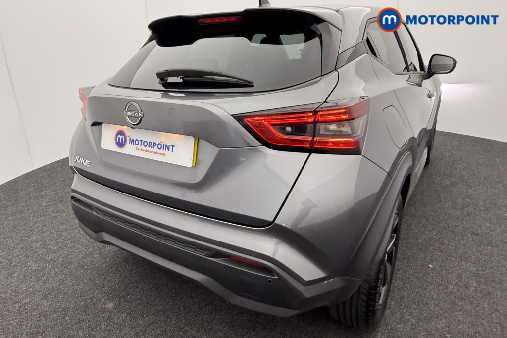 Nissan Juke N-Connecta Automatic Petrol SUV - Stock Number (1572663) - 25th supplementary image