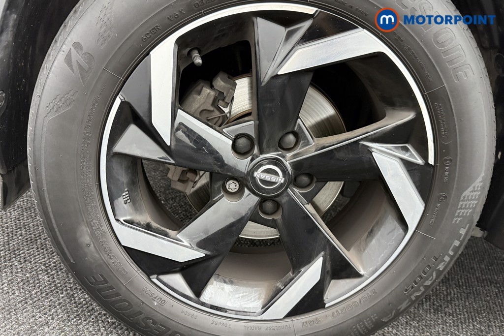 Nissan Juke N-Connecta Automatic Petrol SUV - Stock Number (1572663) - 28th supplementary image