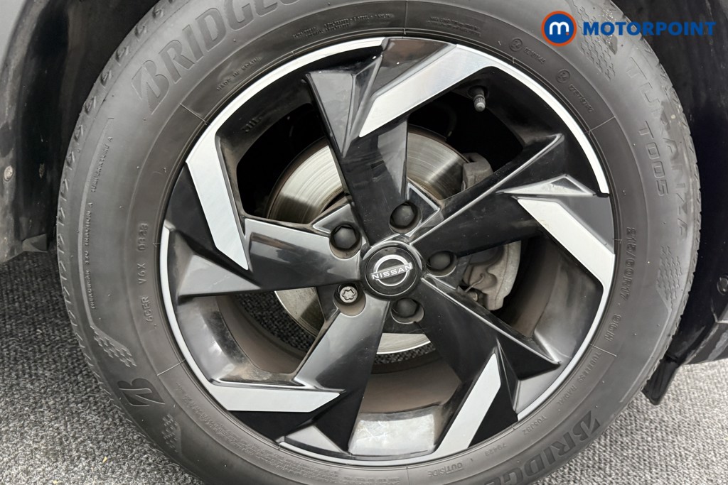 Nissan Juke N-Connecta Automatic Petrol SUV - Stock Number (1572663) - 31st supplementary image