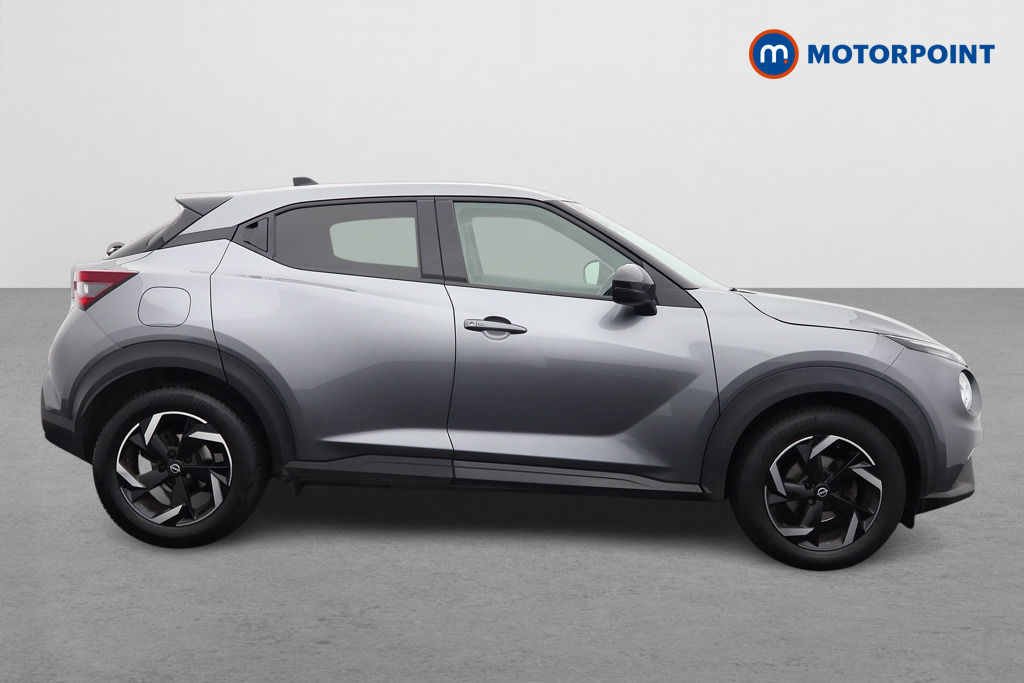 Nissan Juke N-Connecta Automatic Petrol SUV - Stock Number (1572663) - Drivers side