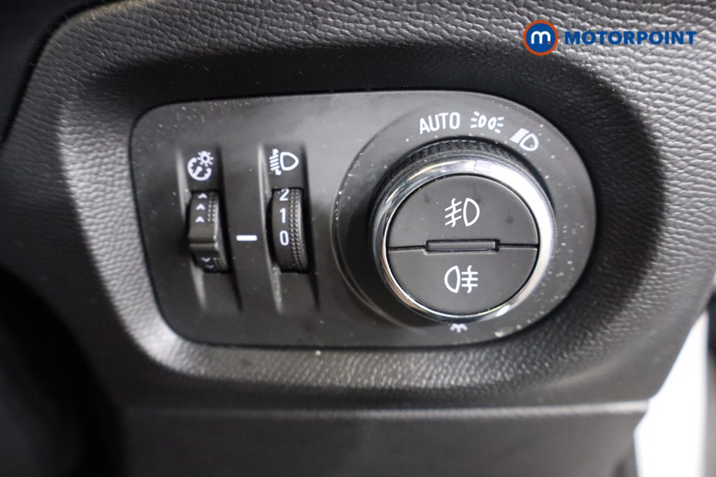 Vauxhall Corsa Sri Nav Manual Petrol Hatchback - Stock Number (1572885) - 16th supplementary image
