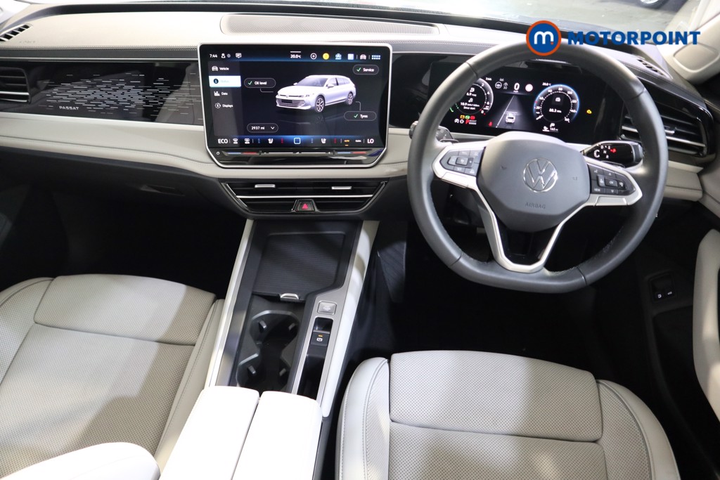 Volkswagen Passat Life Automatic Petrol Plug-In Hybrid Estate - Stock Number (1573300) - 1st supplementary image