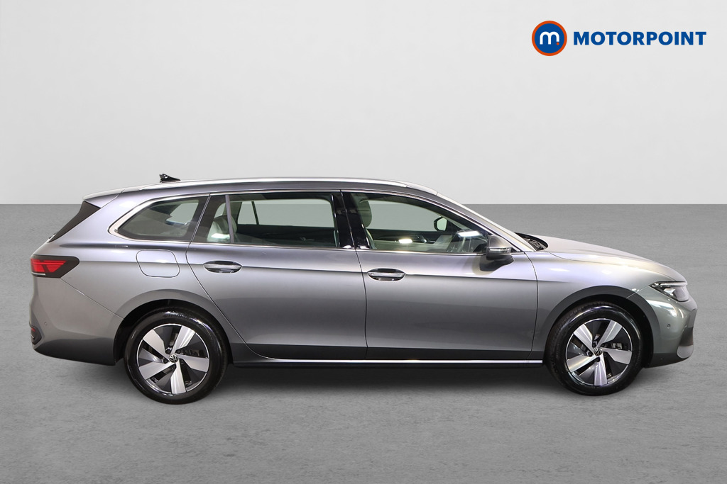 Volkswagen Passat Life Automatic Petrol Plug-In Hybrid Estate - Stock Number (1573300) - Drivers side