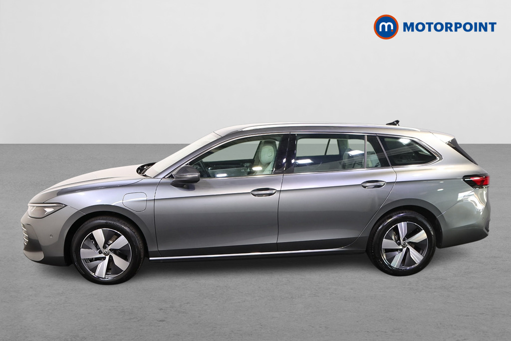 Volkswagen Passat Life Automatic Petrol Plug-In Hybrid Estate - Stock Number (1573300) - Passenger side