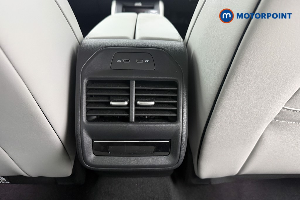 Volkswagen Passat Life Automatic Petrol Plug-In Hybrid Estate - Stock Number (1573317) - 23rd supplementary image