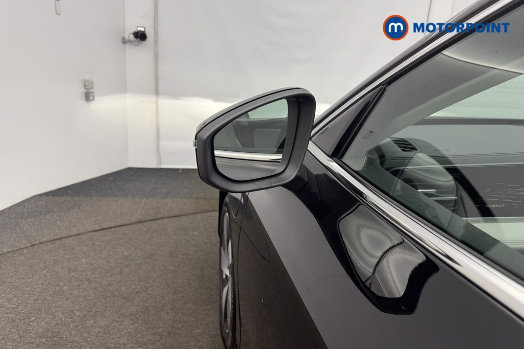 Volkswagen Passat Life Automatic Petrol Plug-In Hybrid Estate - Stock Number (1573317) - 33rd supplementary image
