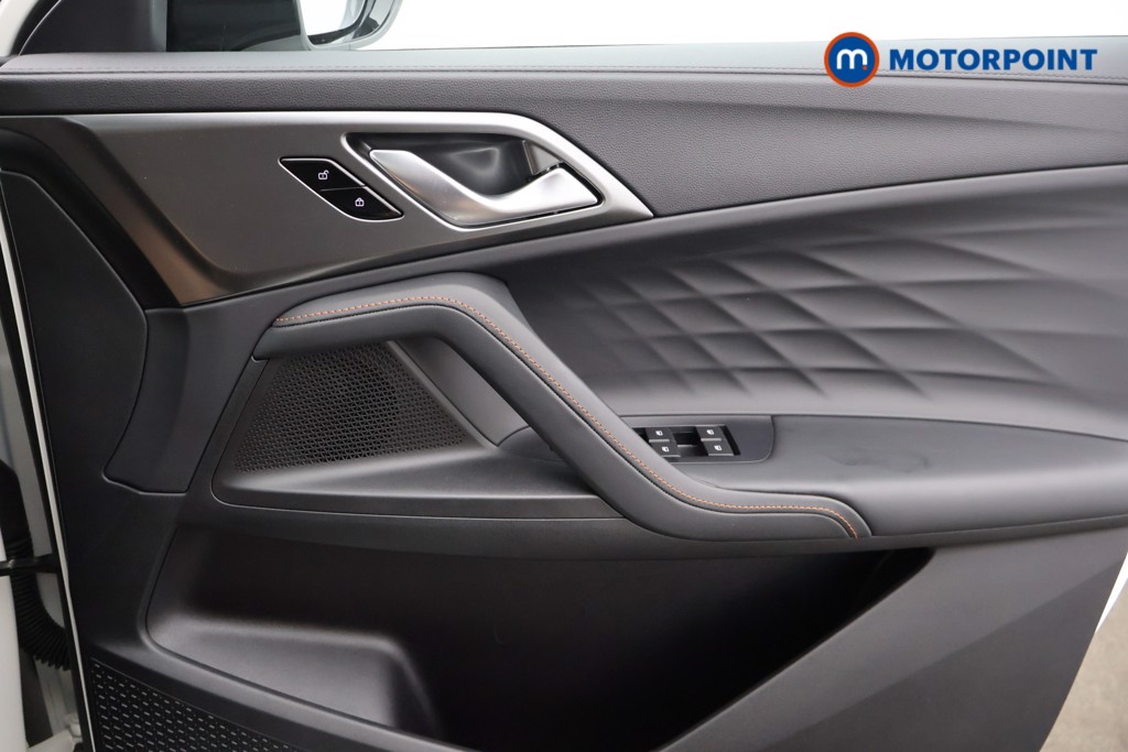 Mg Motor Uk HS Trophy Automatic Petrol SUV - Stock Number (1573400) - 1st supplementary image