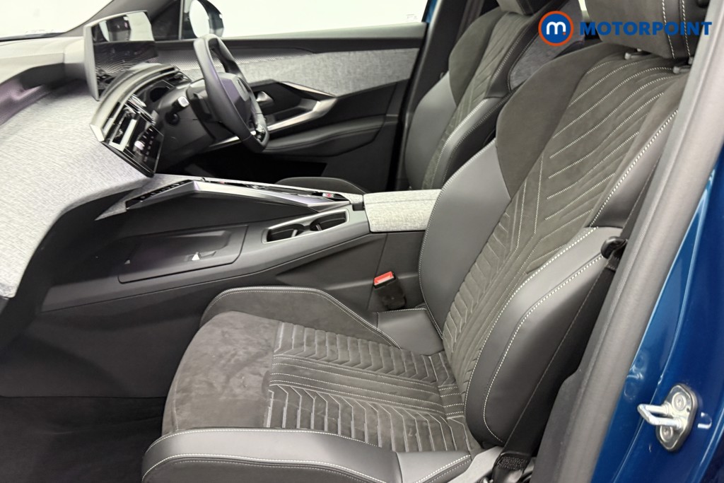 Peugeot 3008 GT Automatic Electric SUV - Stock Number (1573628) - 23rd supplementary image