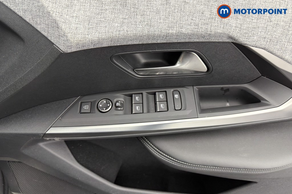 Peugeot 3008 GT Automatic Petrol-Electric Hybrid SUV - Stock Number (1574597) - 16th supplementary image