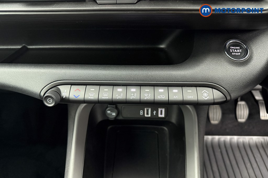 Jeep Avenger Longitude Manual Petrol SUV - Stock Number (1574665) - 9th supplementary image