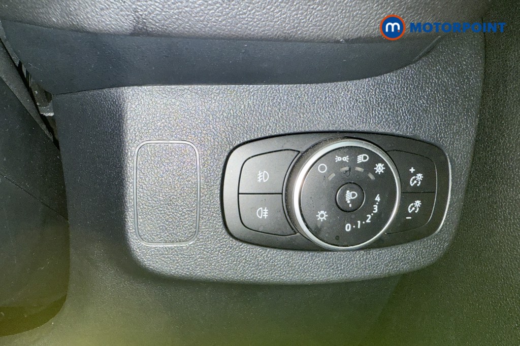 Ford Puma St-Line X Manual Petrol-Electric Hybrid SUV - Stock Number (1488460) - 17th supplementary image