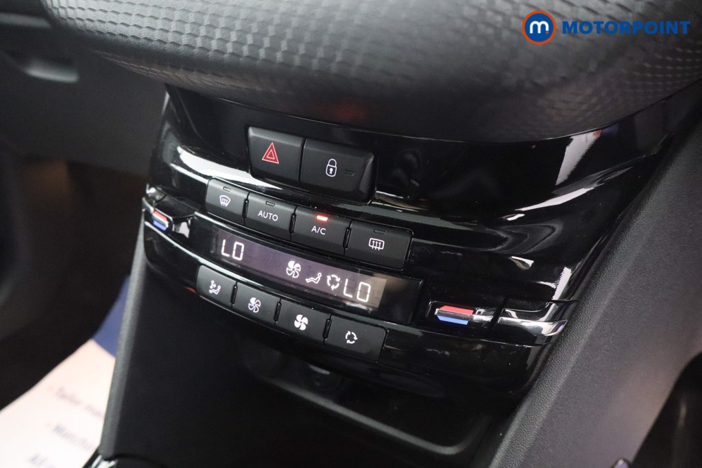 Peugeot 2008 Gt Line Manual Diesel SUV - Stock Number (1546027) - 13th supplementary image