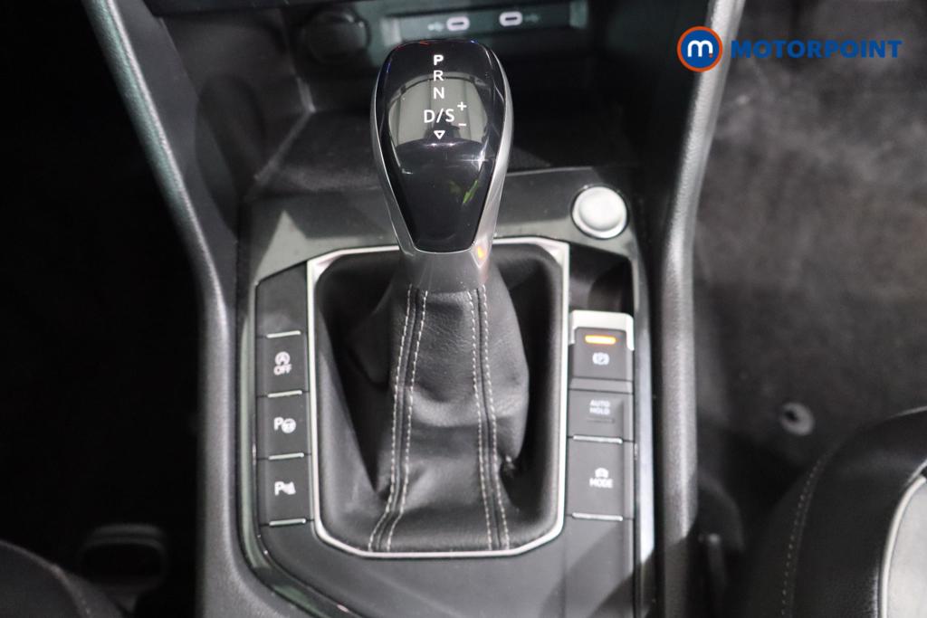 Volkswagen Tiguan R-Line Automatic Diesel SUV - Stock Number (1559049) - 4th supplementary image