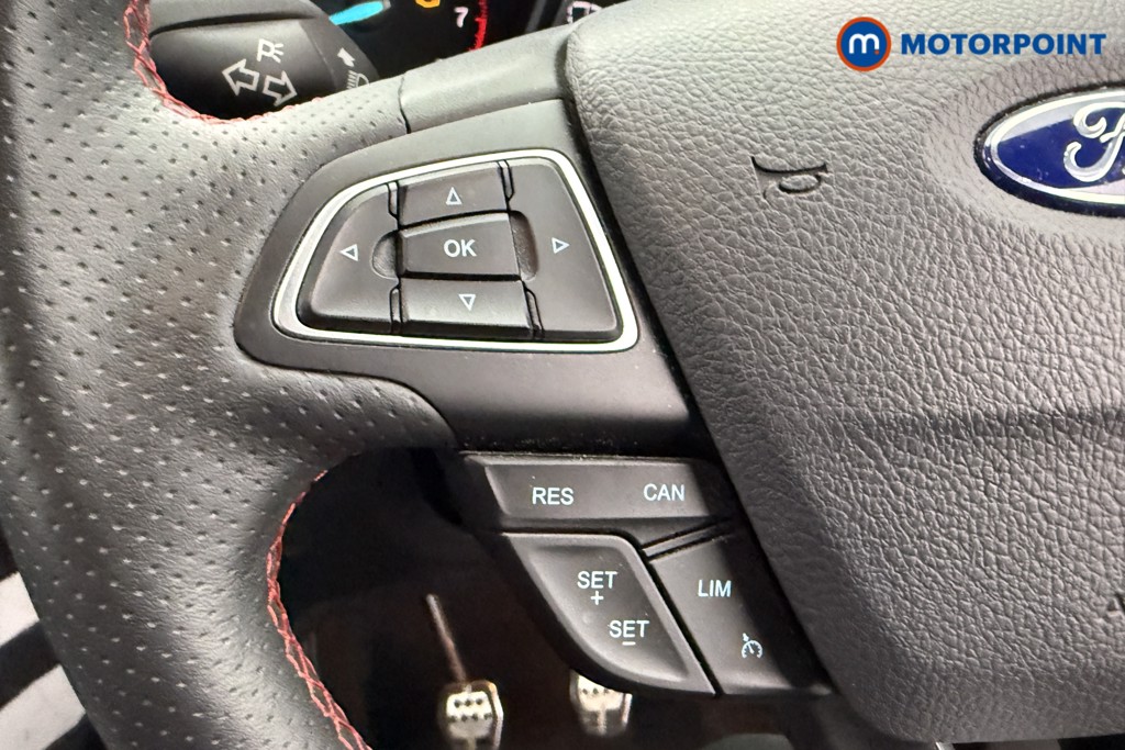 Ford Kuga St-Line Edition Manual Petrol SUV - Stock Number (1559991) - 13th supplementary image