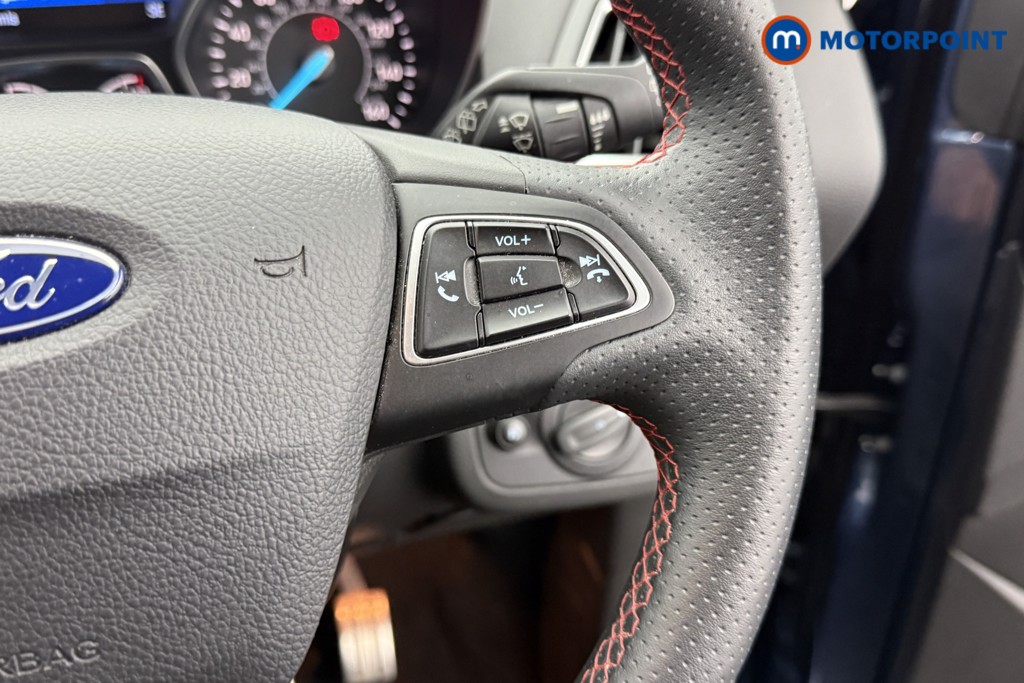Ford Kuga St-Line Edition Manual Petrol SUV - Stock Number (1559991) - 14th supplementary image