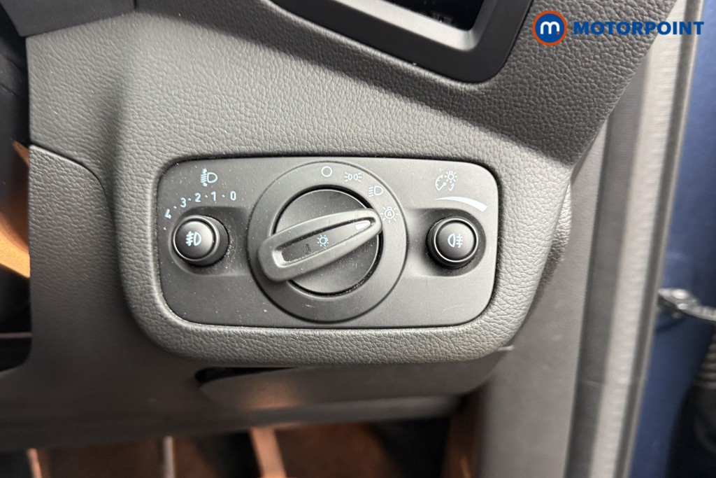 Ford Kuga St-Line Edition Manual Petrol SUV - Stock Number (1559991) - 15th supplementary image