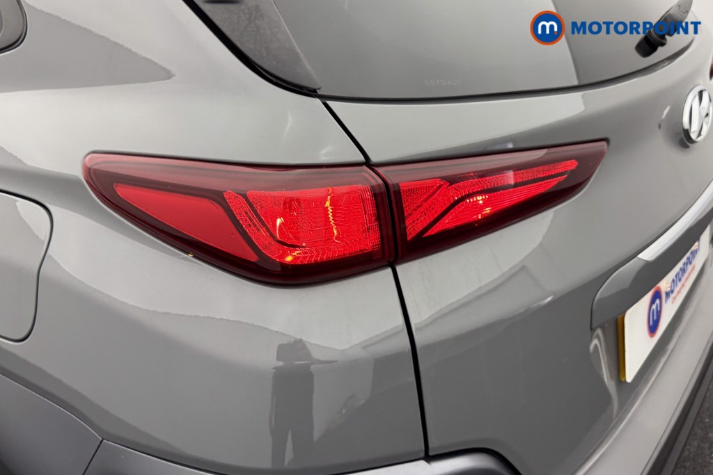 Hyundai Kona Premium Automatic Petrol-Electric Hybrid SUV - Stock Number (1560614) - 26th supplementary image