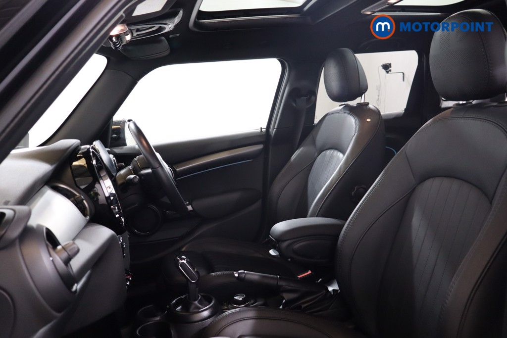 Mini Hatchback Cooper Exclusive Automatic Petrol Hatchback - Stock Number (1561500) - 20th supplementary image