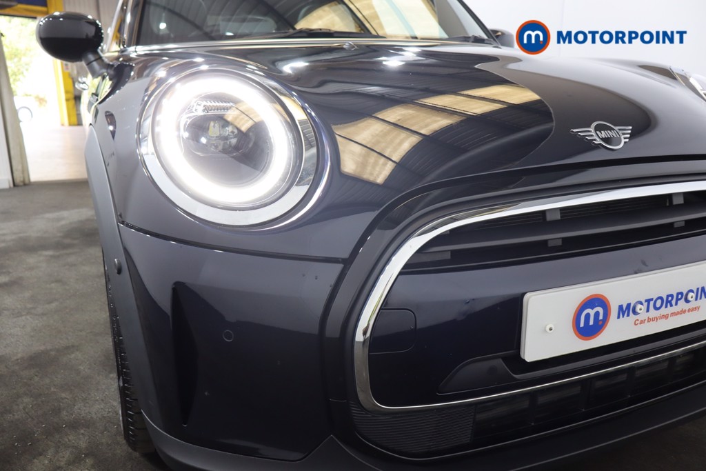 Mini Hatchback Cooper Exclusive Automatic Petrol Hatchback - Stock Number (1561500) - 30th supplementary image