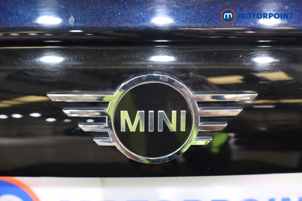 Mini Hatchback Cooper Exclusive Automatic Petrol Hatchback - Stock Number (1561500) - 33rd supplementary image