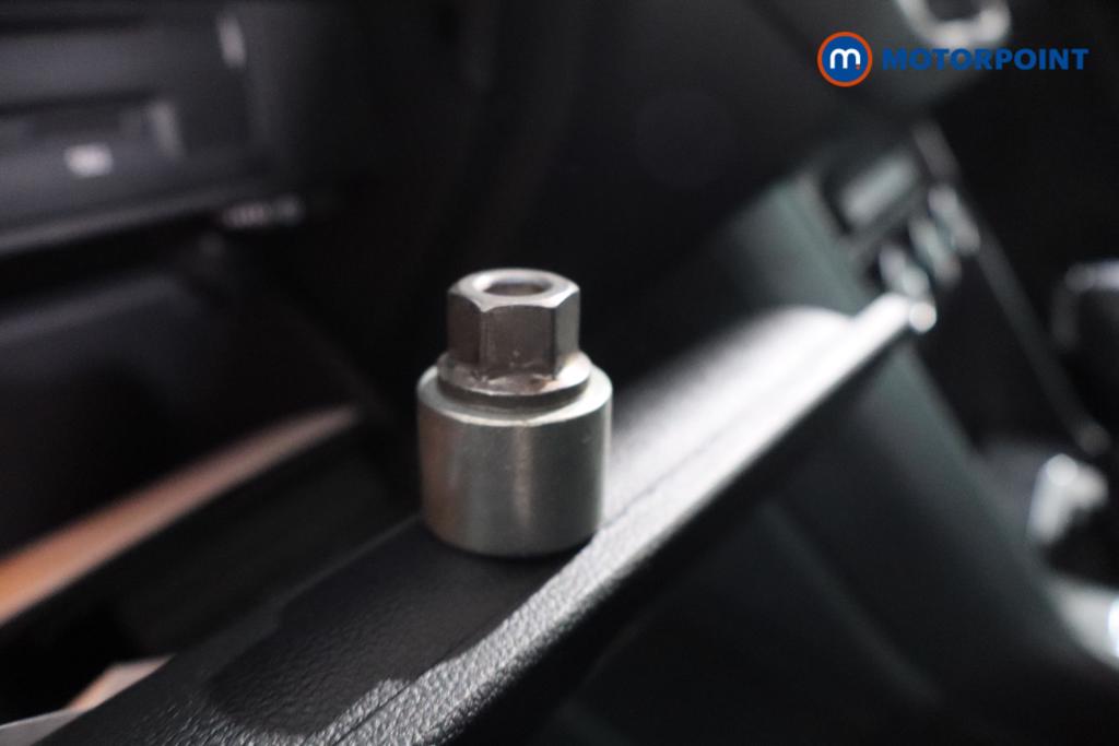 Volkswagen Tiguan Match Automatic Petrol SUV - Stock Number (1561576) - 13th supplementary image