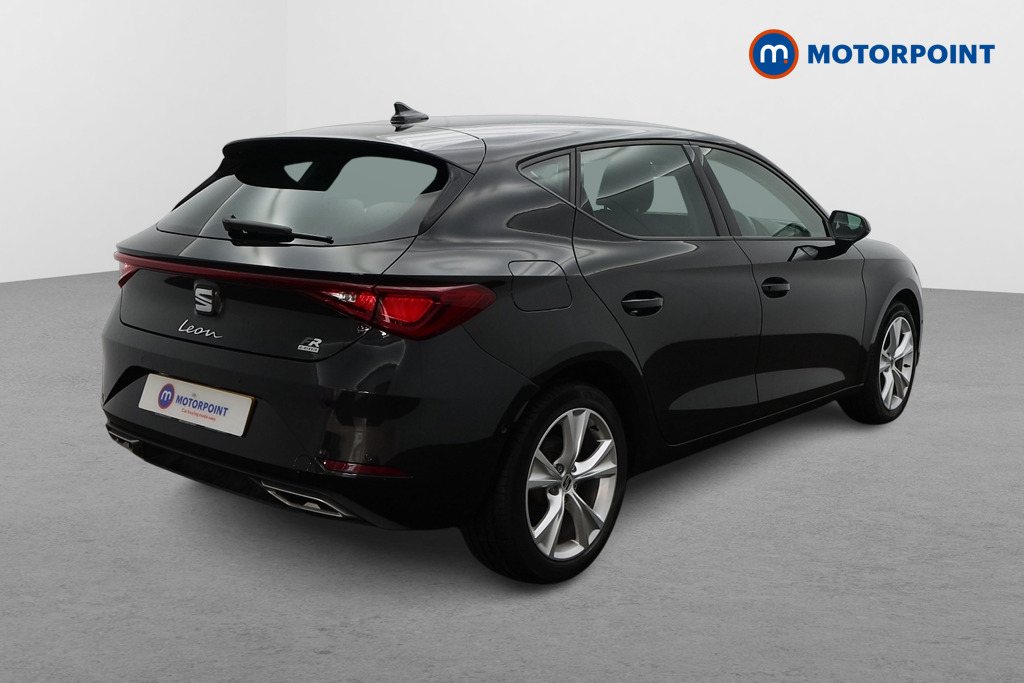 Seat Leon FR Automatic Petrol Plug-In Hybrid Hatchback - Stock Number (1562152) - Drivers side rear corner