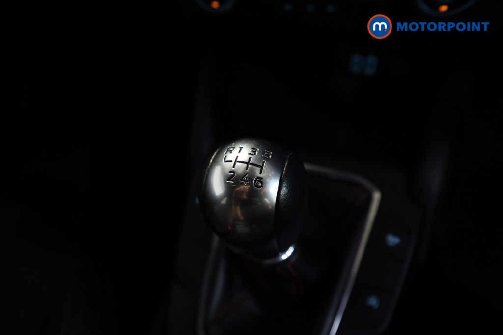 Ford Kuga St-Line Edition Manual Petrol SUV - Stock Number (1562514) - 9th supplementary image