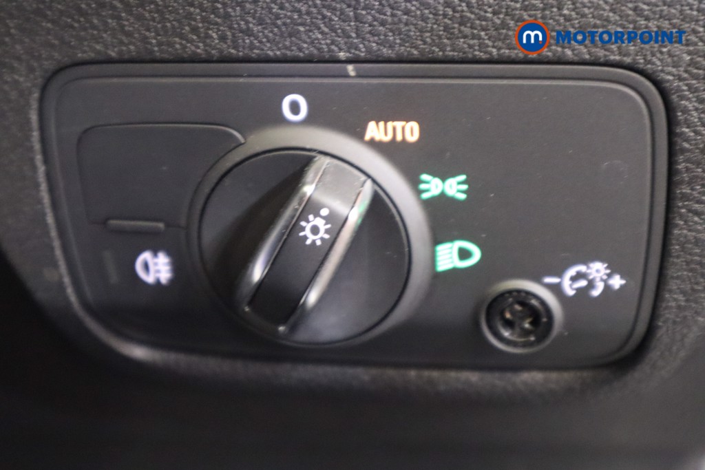 Audi Q2 S Line Automatic Petrol SUV - Stock Number (1563159) - 16th supplementary image