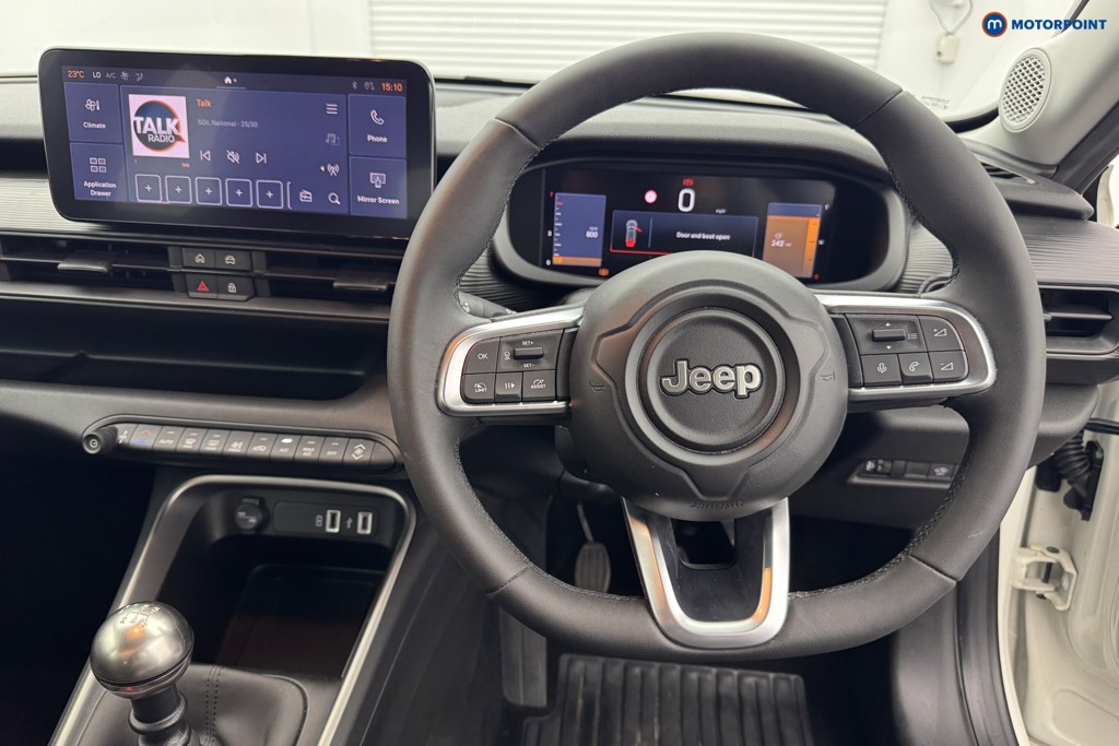 Jeep Avenger Altitude Manual Petrol SUV - Stock Number (1565132) - 1st supplementary image