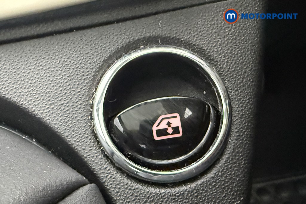 Fiat 500 1.0 Mild Hybrid 3Dr Manual Petrol-Electric Hybrid Hatchback - Stock Number (1565344) - 9th supplementary image