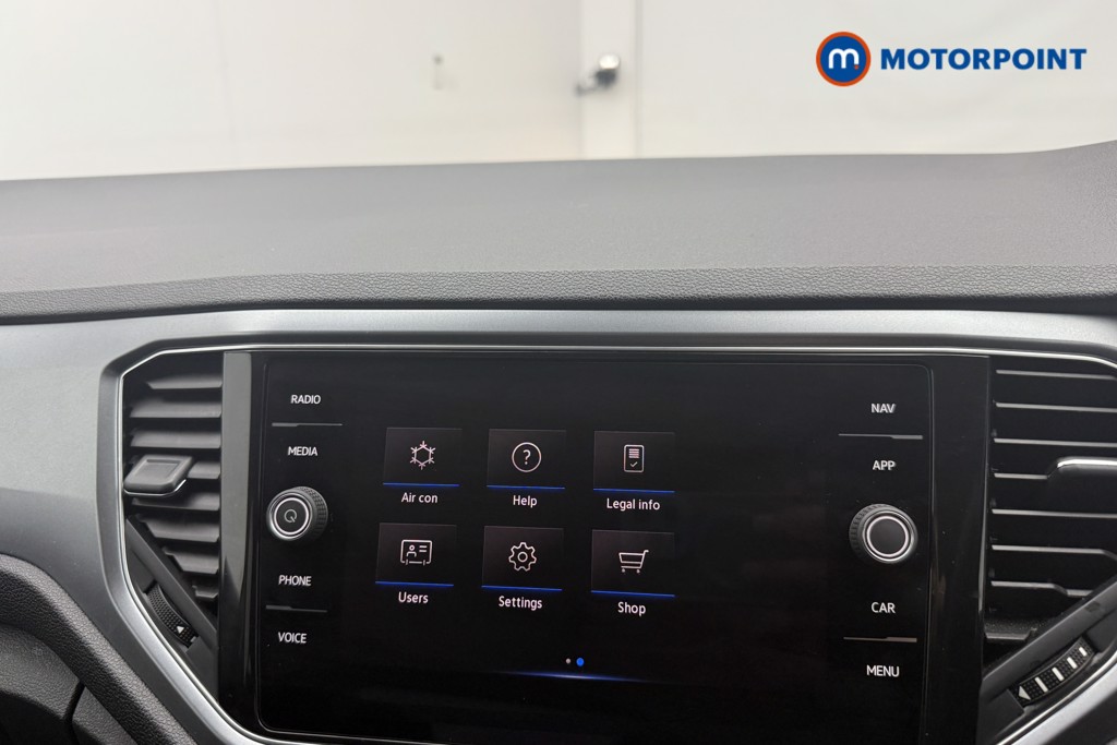 Volkswagen T-Roc Active Manual Petrol SUV - Stock Number (1565347) - 5th supplementary image