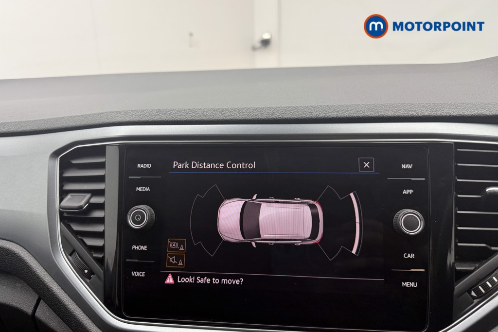 Volkswagen T-Roc Active Manual Petrol SUV - Stock Number (1565347) - 7th supplementary image
