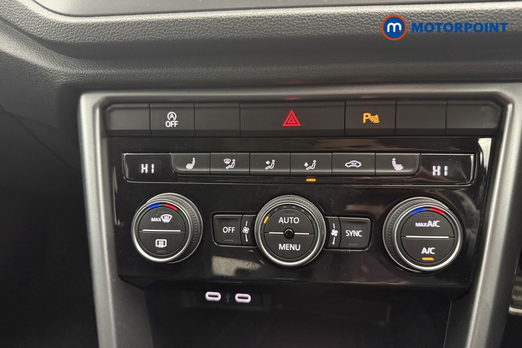 Volkswagen T-Roc Active Manual Petrol SUV - Stock Number (1565347) - 8th supplementary image
