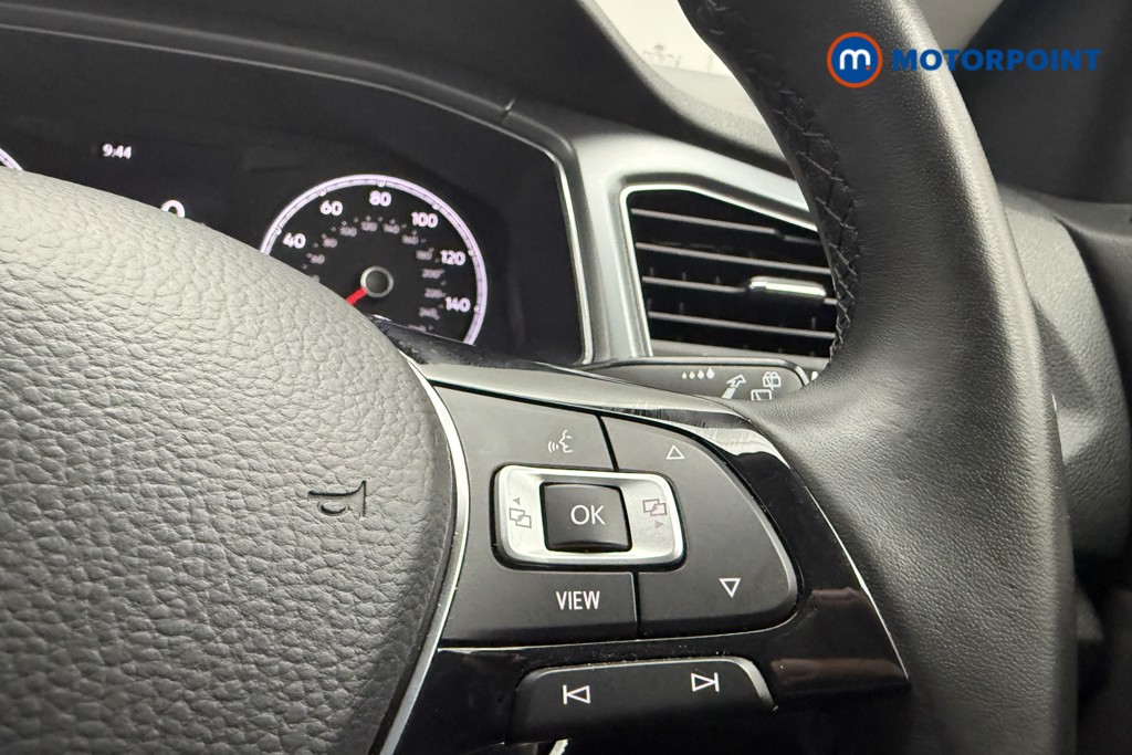 Volkswagen T-Roc Active Manual Petrol SUV - Stock Number (1565347) - 12th supplementary image