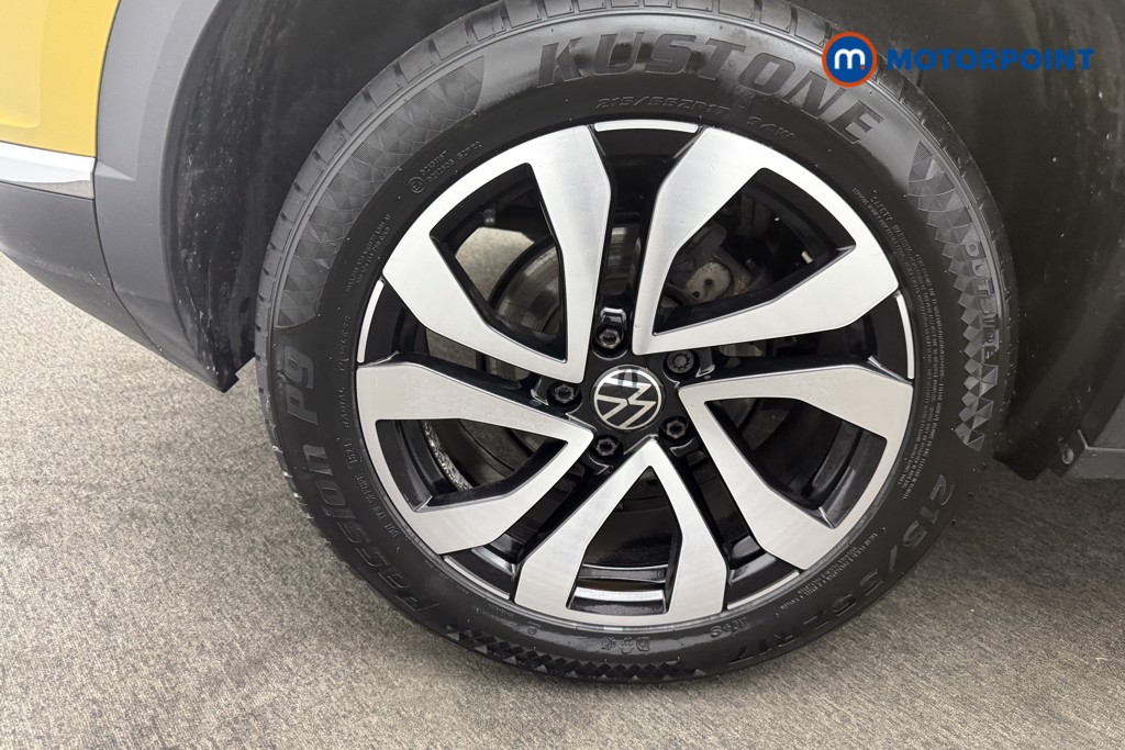 Volkswagen T-Roc Active Manual Petrol SUV - Stock Number (1565347) - 18th supplementary image