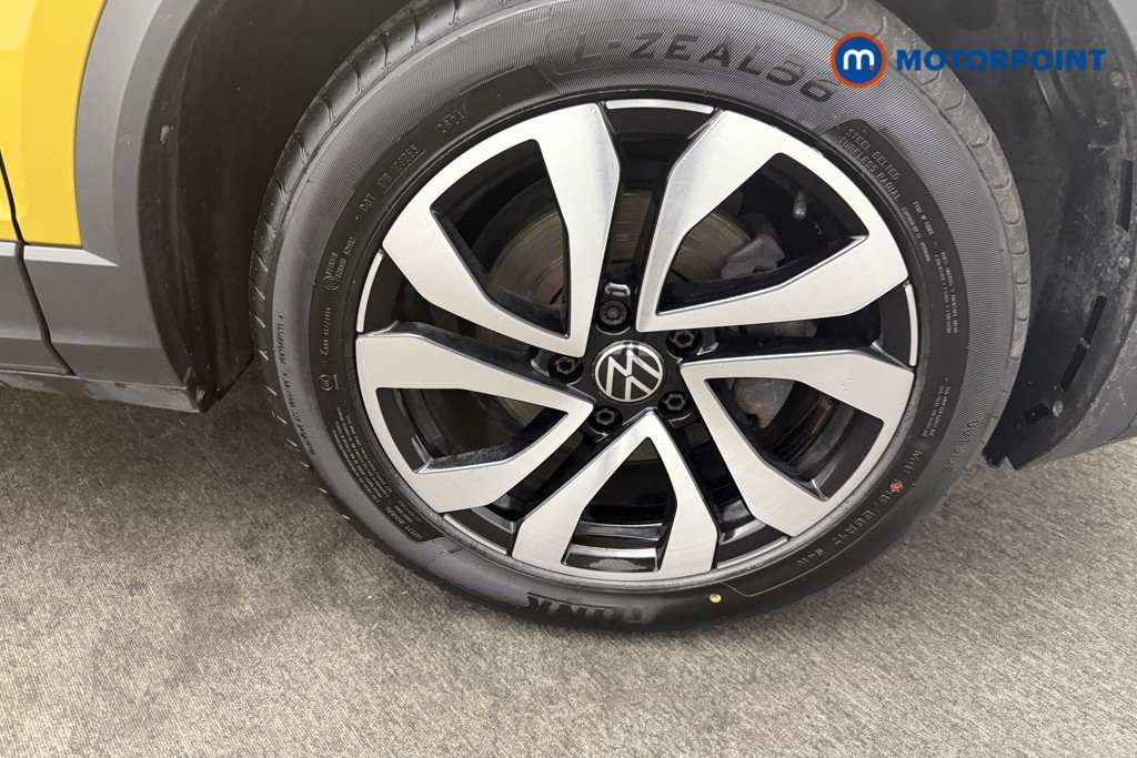 Volkswagen T-Roc Active Manual Petrol SUV - Stock Number (1565347) - 19th supplementary image