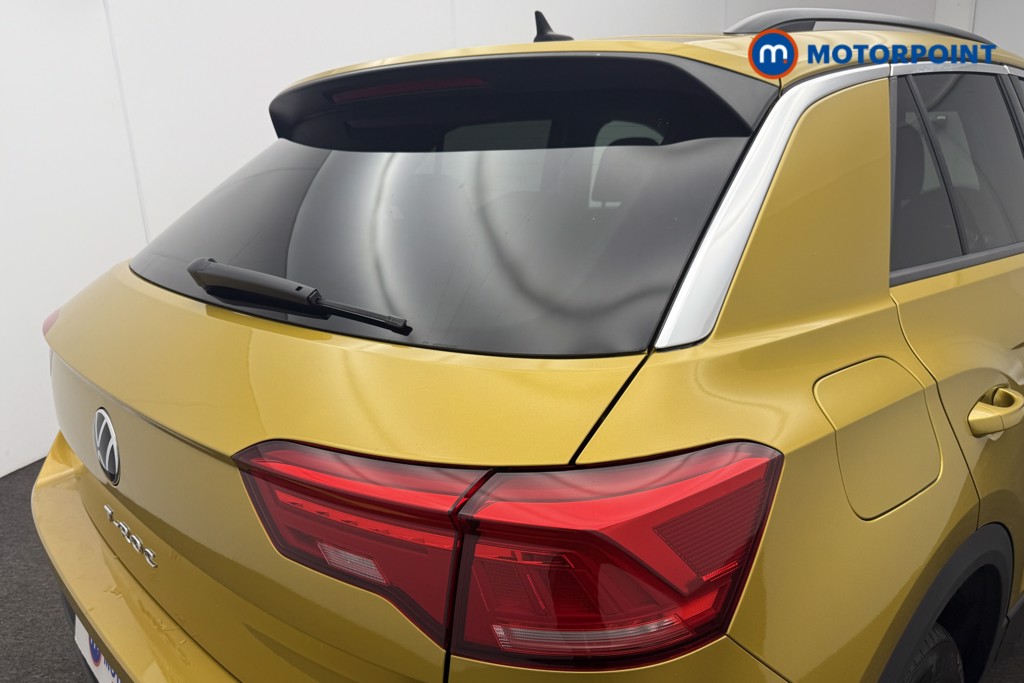 Volkswagen T-Roc Active Manual Petrol SUV - Stock Number (1565347) - 22nd supplementary image