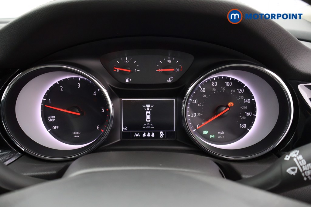 Vauxhall Insignia Se Nav Manual Diesel Hatchback - Stock Number (1565404) - 4th supplementary image