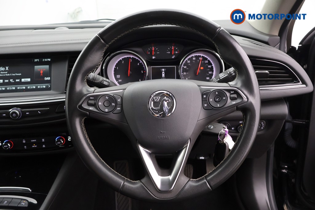 Vauxhall Insignia Se Nav Manual Diesel Hatchback - Stock Number (1565404) - 1st supplementary image